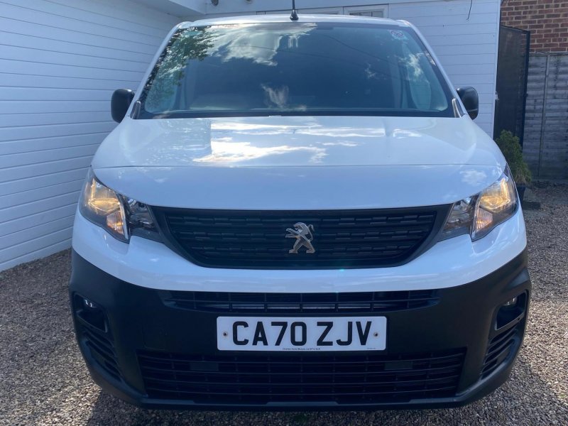 PEUGEOT PARTNER
