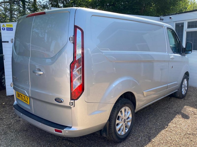 View FORD TRANSIT CUSTOM 2.0 300 EcoBlue Limited L1 H1 Euro 6 (s/s) 5dr