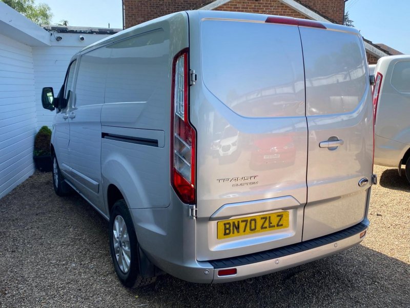 FORD TRANSIT CUSTOM