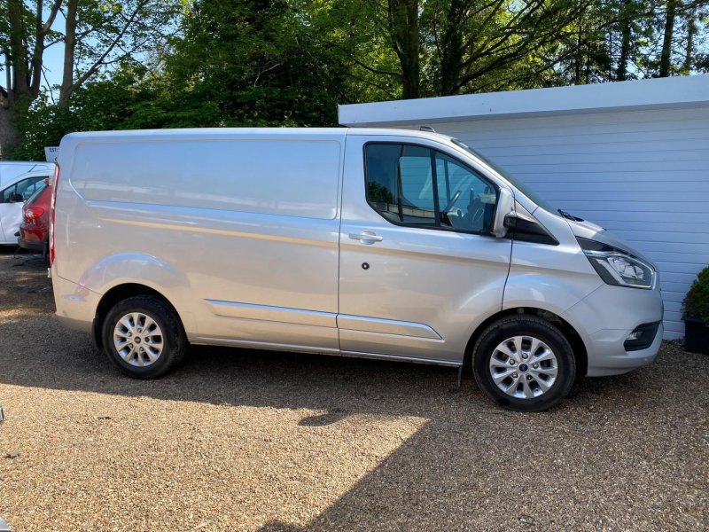 View FORD TRANSIT CUSTOM 2.0 300 EcoBlue Limited L1 H1 Euro 6 (s/s) 5dr