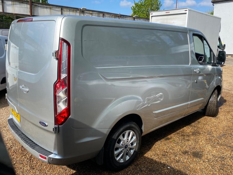 View FORD TRANSIT CUSTOM 2.0 300 EcoBlue Limited L1 H1 Euro 6 (s/s) 5dr