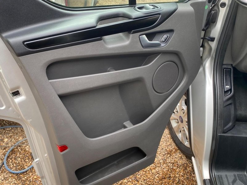 FORD TRANSIT CUSTOM
