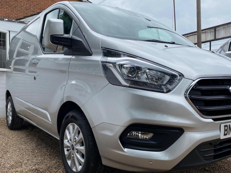 FORD TRANSIT CUSTOM