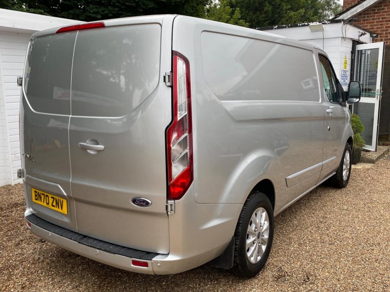 FORD TRANSIT CUSTOM