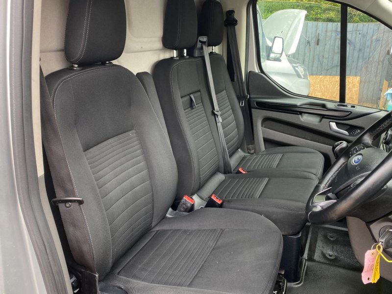 FORD TRANSIT CUSTOM