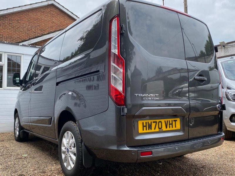 FORD TRANSIT CUSTOM