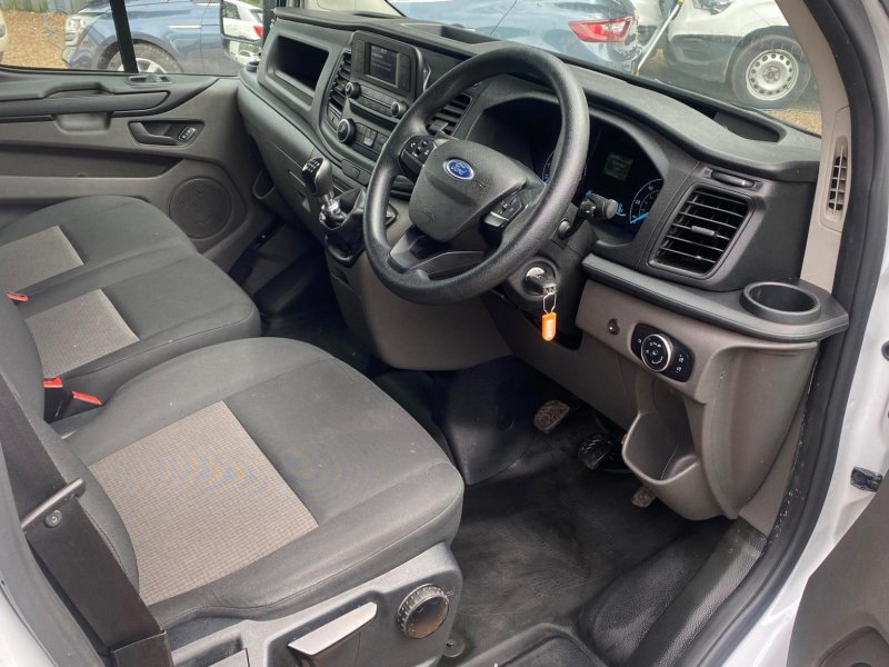 View FORD TRANSIT CUSTOM 2.0 280 EcoBlue Leader L1 H1 Euro 6 (s/s) 5dr
