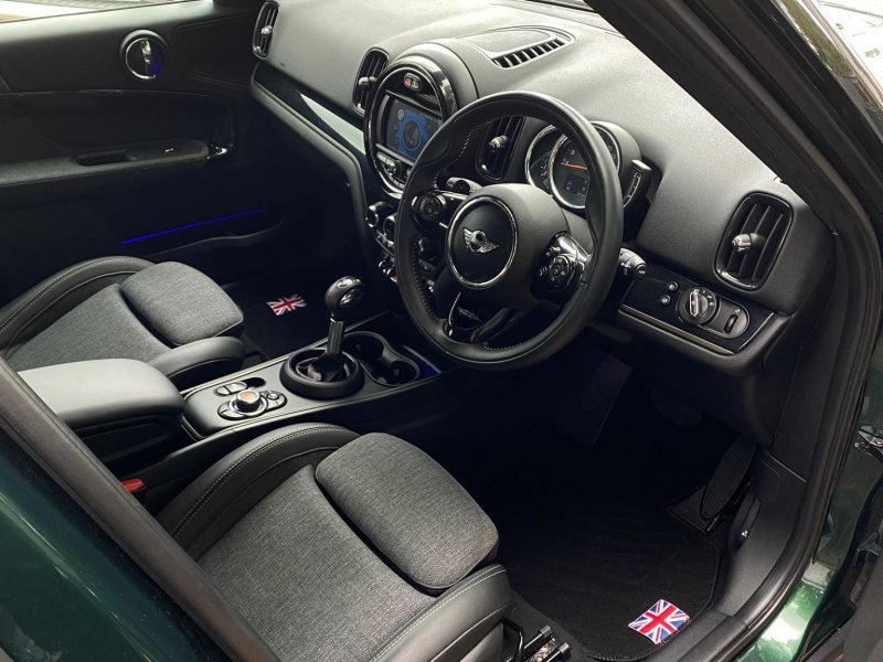 View MINI COUNTRYMAN 2.0 Cooper S Auto Euro 6 (s/s) 5dr