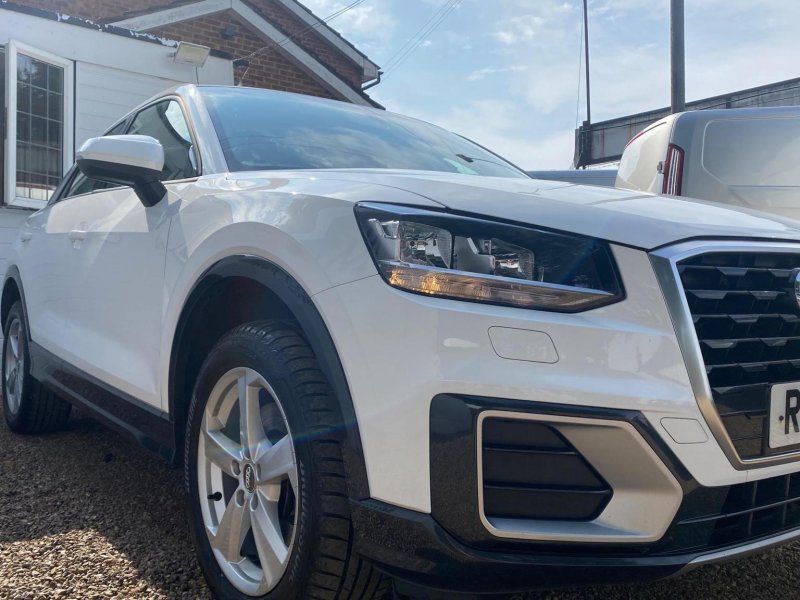 AUDI Q2