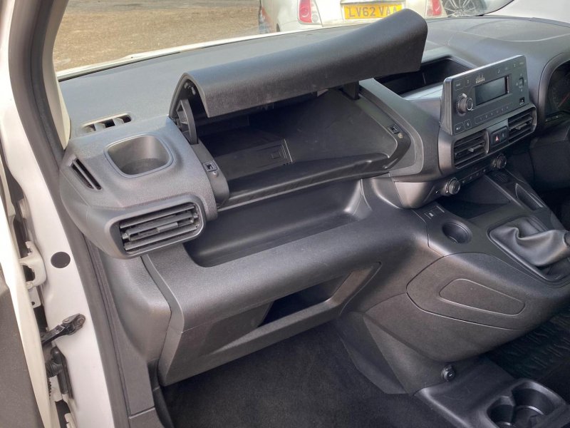 VAUXHALL COMBO