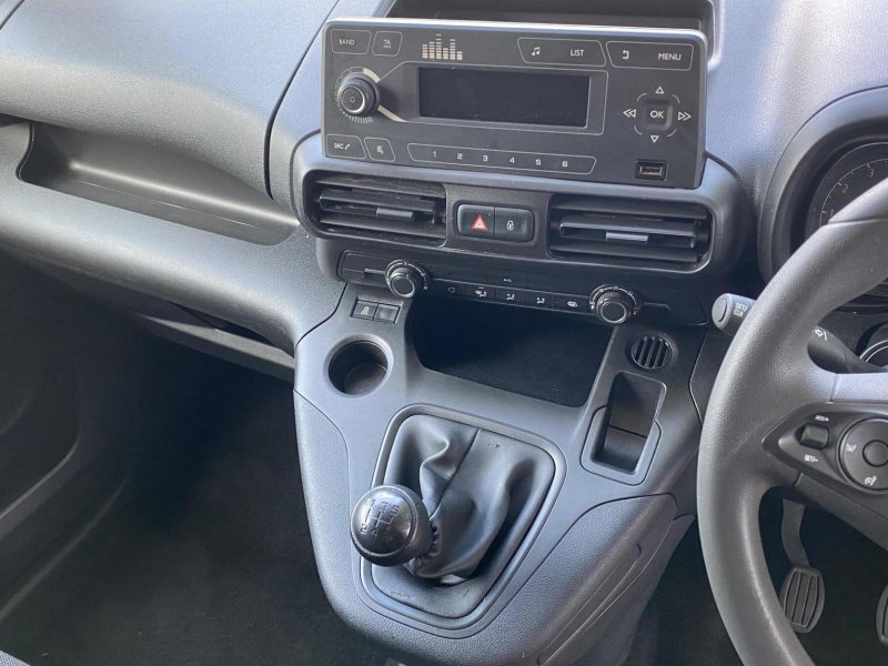 VAUXHALL COMBO