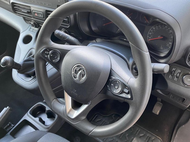VAUXHALL COMBO