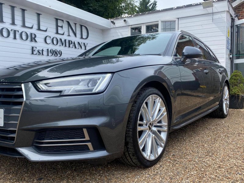 AUDI A4 AVANT