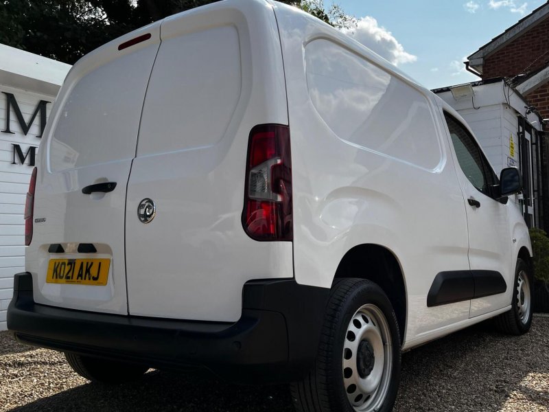 VAUXHALL COMBO