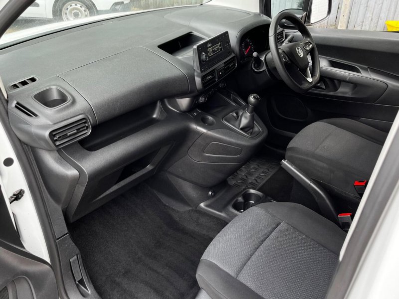 VAUXHALL COMBO