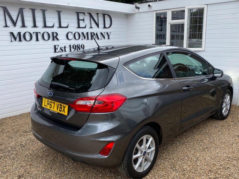 View FORD FIESTA 1.0T EcoBoost Zetec Euro 6 (s/s) 3dr