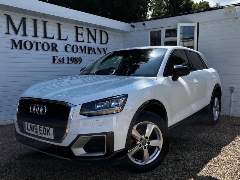 AUDI Q2