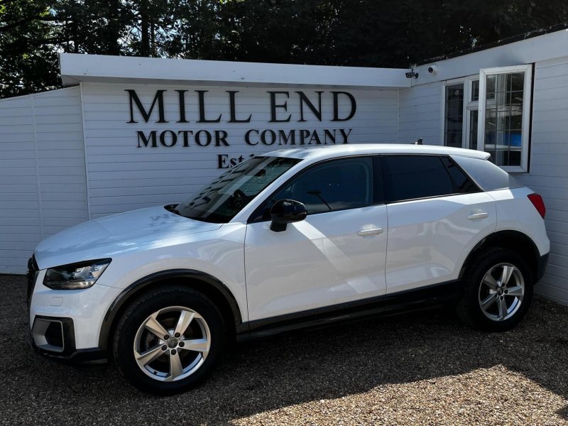 AUDI Q2