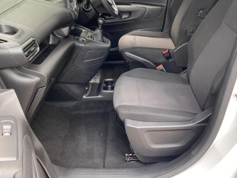 VAUXHALL COMBO