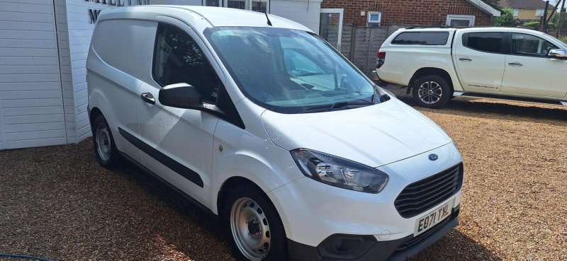 View FORD TRANSIT COURIER 1.5 TDCi Leader L1 Euro 6 (s/s) 4dr