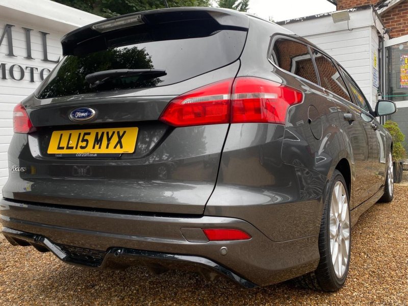 FORD FOCUS