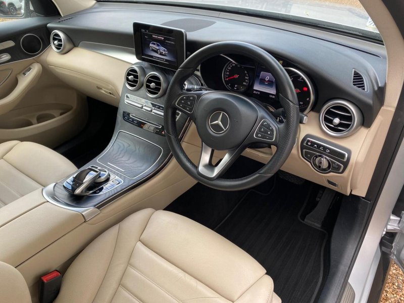 View MERCEDES-BENZ GLC CLASS 2.1 GLC220d Sport (Premium) G-Tronic 4MATIC Euro 6 (s/s) 5dr