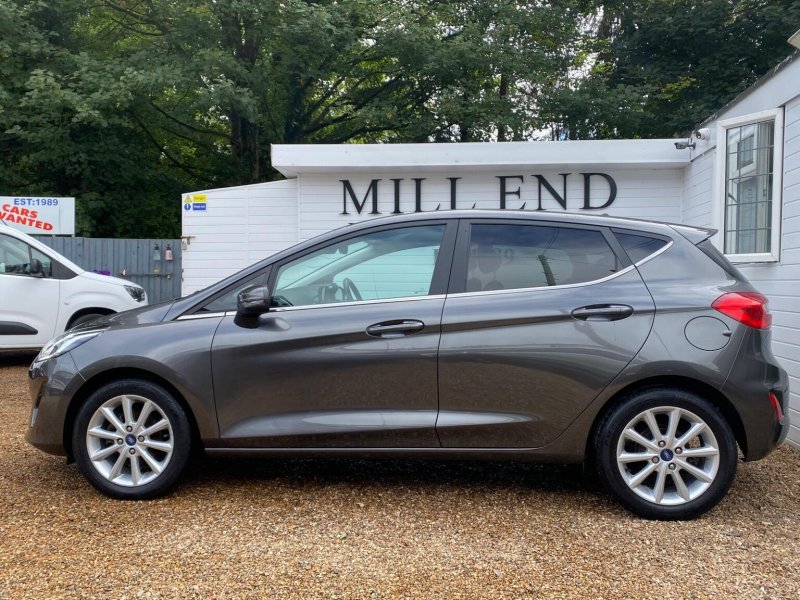 View FORD FIESTA 1.0T EcoBoost Titanium Euro 6 (s/s) 5dr