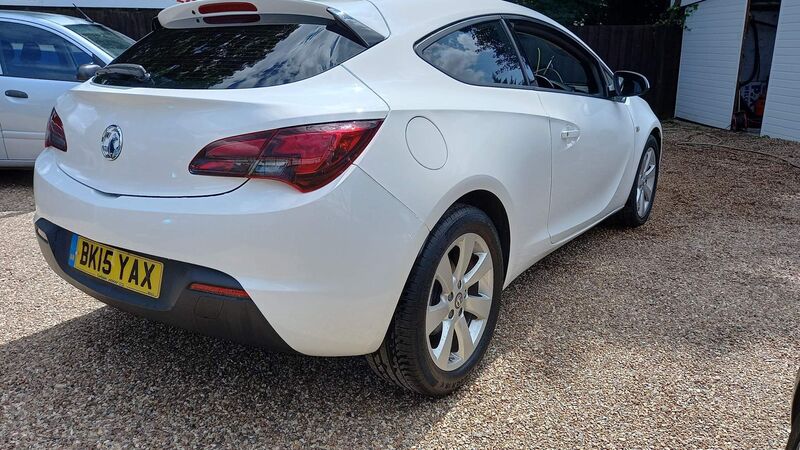 View VAUXHALL ASTRA GTC 1.4T 16V Sport (s/s) 3dr