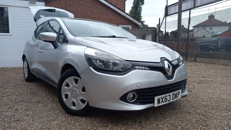View RENAULT CLIO 0.9 TCe ECO Expression + (s/s) 5dr