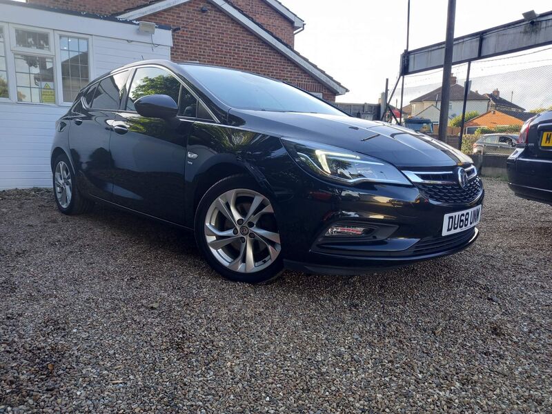 View VAUXHALL ASTRA 1.6i Turbo SRi Euro 6 (s/s) 5dr