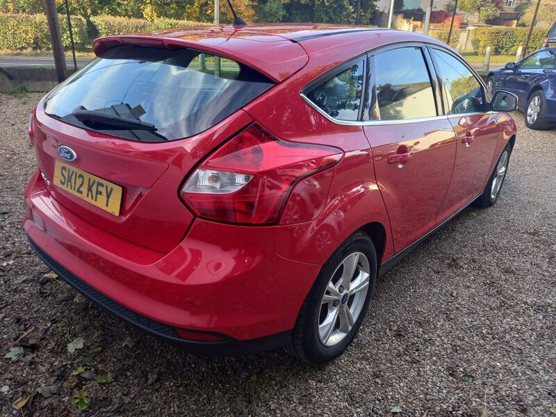 FORD FOCUS