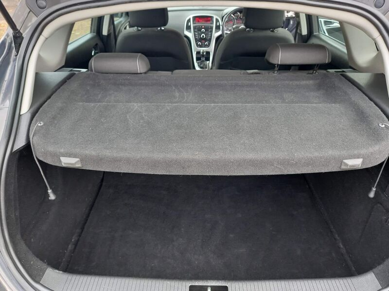 VAUXHALL ASTRA
