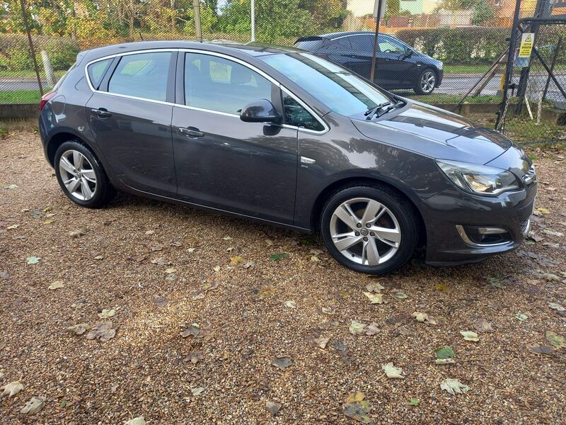 VAUXHALL ASTRA