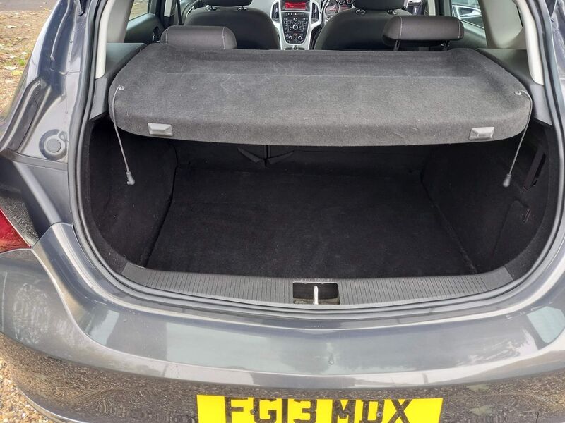 VAUXHALL ASTRA