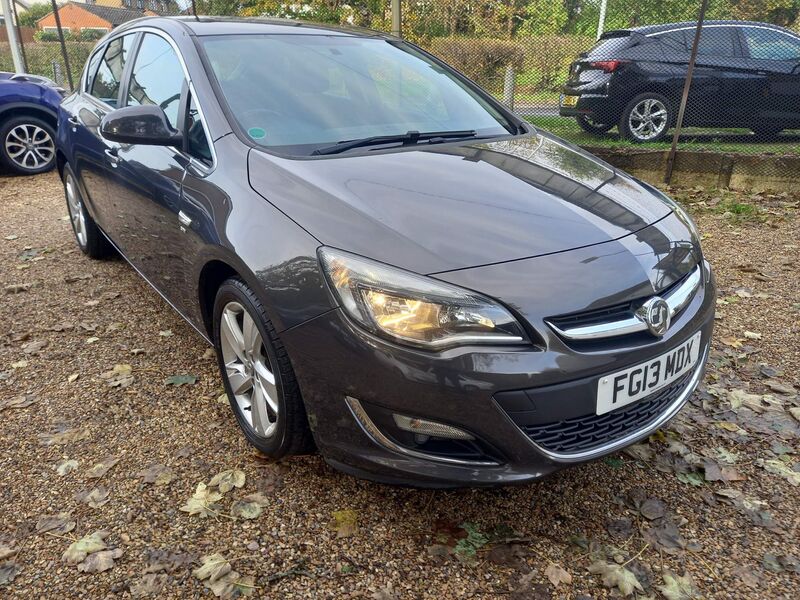 VAUXHALL ASTRA