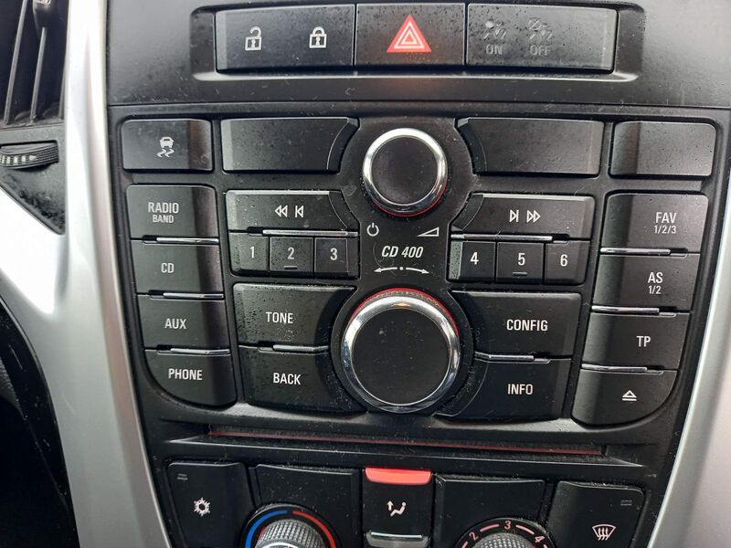 VAUXHALL ASTRA