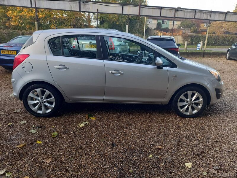 View VAUXHALL CORSA 1.2 16V Excite Euro 5 5dr (A/C)