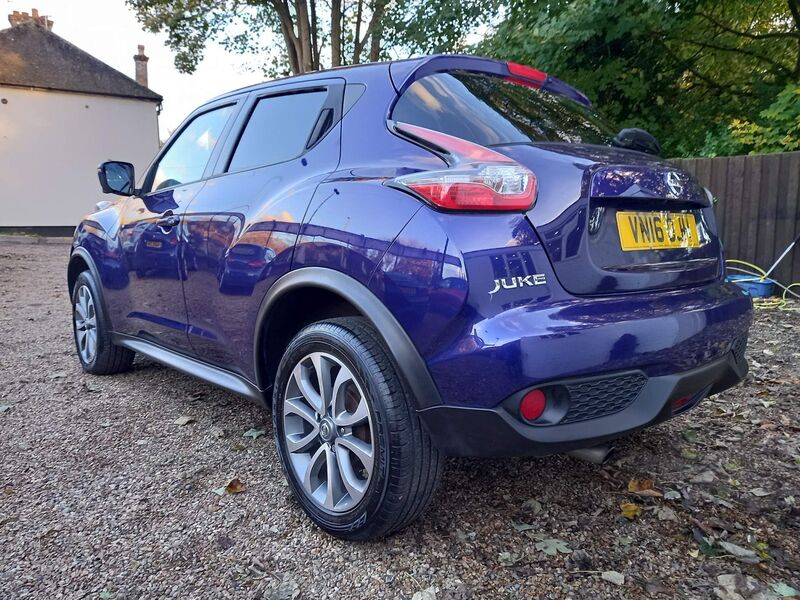 NISSAN JUKE