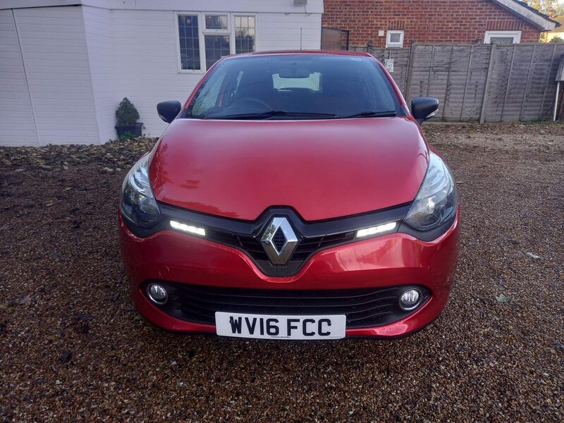RENAULT CLIO