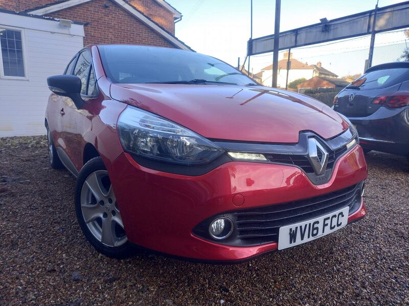 View RENAULT CLIO 1.2 16V Play Euro 6 5dr