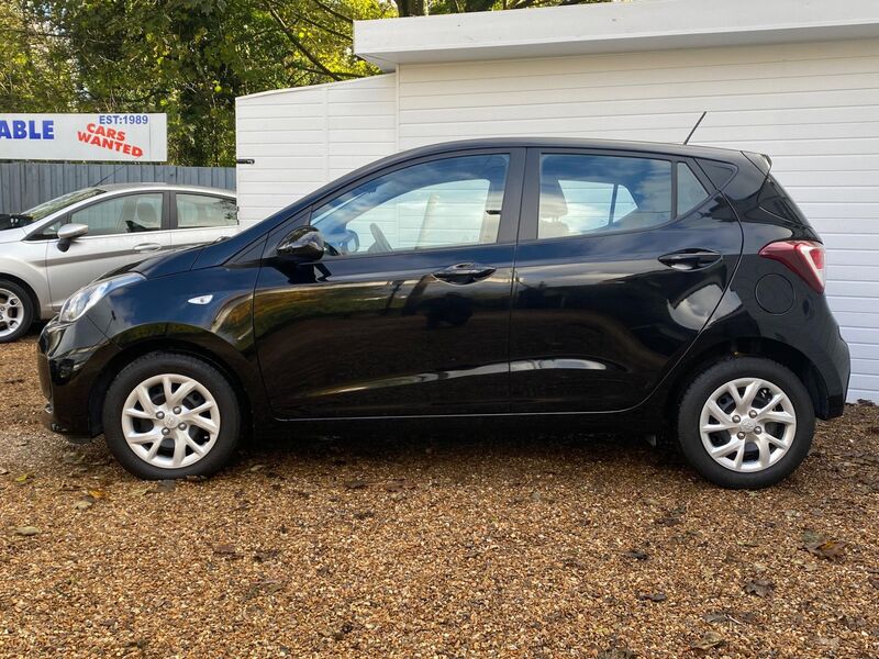 HYUNDAI I10