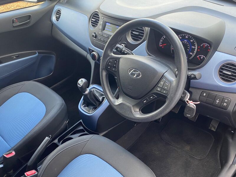 View HYUNDAI I10 1.0 SE Euro 6 5dr