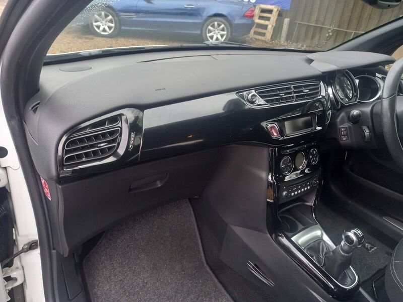 CITROEN DS3