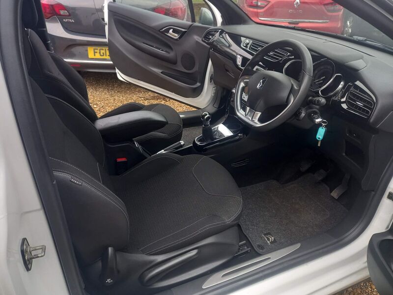 CITROEN DS3