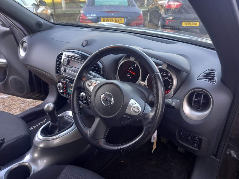 View NISSAN JUKE 1.6 Acenta Euro 5 5dr