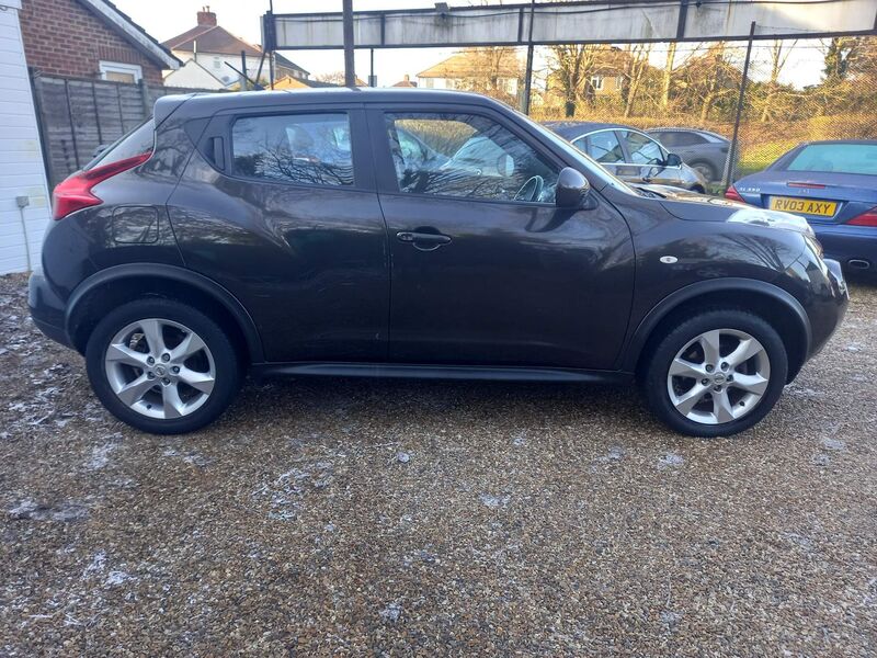 NISSAN JUKE