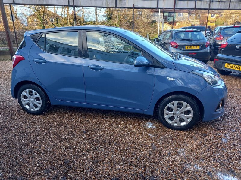 HYUNDAI I10