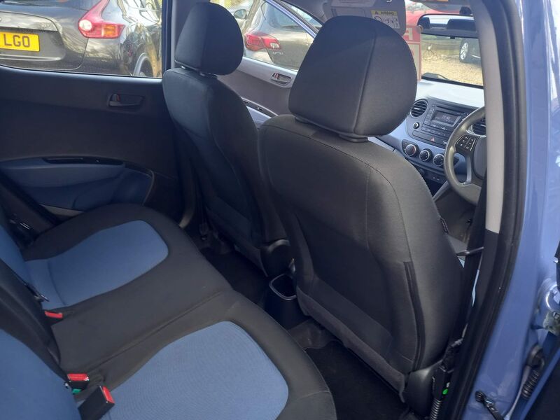 HYUNDAI I10