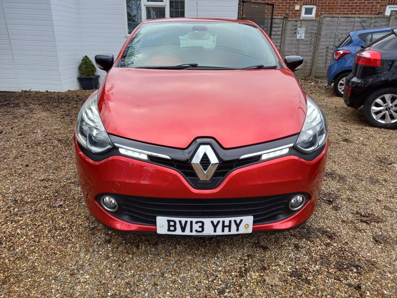 View RENAULT CLIO 0.9 TCe Dynamique S MediaNav Euro 5 (s/s) 5dr