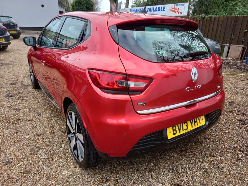 RENAULT CLIO